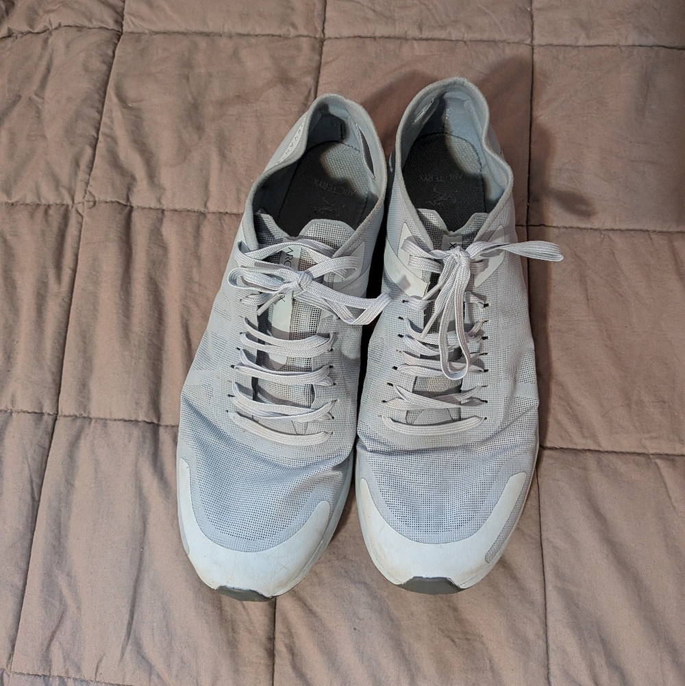 Men's Arcteryx Norvan SL 2 blue-Gray Athletic Shoes - Picture 2 of 5